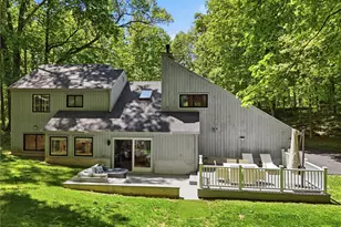 61 Cliffside Ln, Mount Kisco, NY 10549 - Photo 2