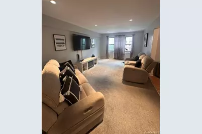 2 Fisher Drive #203, Mount Vernon, NY 10552 - Photo 8