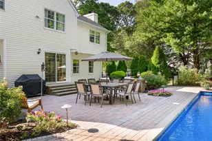 3 Mirabelle Ct, Mount Sinai, NY 11766 - Photo 32