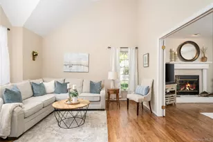 3 Mirabelle Ct, Mount Sinai, NY 11766 - Photo 6