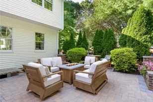 3 Mirabelle Ct, Mount Sinai, NY 11766 - Photo 36