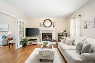 3 Mirabelle Ct, Mount Sinai, NY 11766 - Photo 8