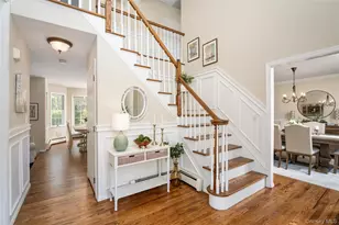 3 Mirabelle Ct, Mount Sinai, NY 11766 - Photo 4