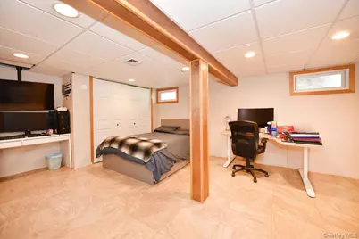 491 Charles Avenue, Massapequa Park, NY 11762 - Photo 28