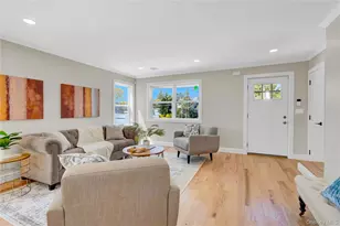 710 Franklin Ave, Massapequa, NY 11758 - Photo 4