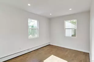 34 N Maryland Ave, Port Washington, NY 11050 - Photo 12
