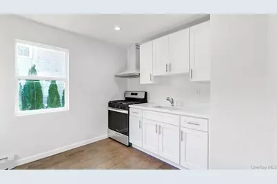 34 N Maryland Avenue #36, Port Washington, NY 11050 - Photo 6
