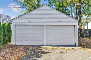 34 N Maryland Ave, Port Washington, NY 11050 - Photo 26