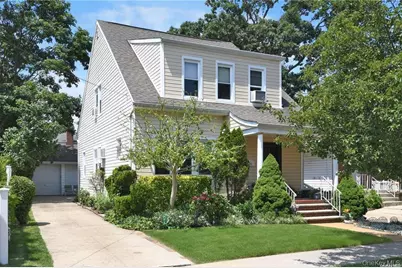 56 State Street, Rockville Centre, NY 11570 - Photo 16