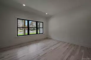 20 Bunker Ln, Middle Island, NY 11953 - Photo 18