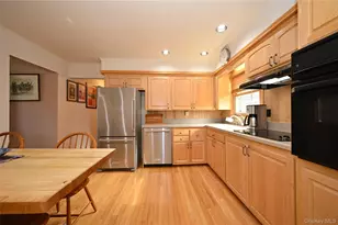13-11 142nd St, Whitestone, NY 11357 - Photo 10