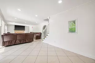 56 Pickwick Ln, North Babylon, NY 11703 - Photo 10