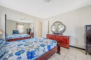 56 Pickwick Ln, North Babylon, NY 11703 - Photo 18