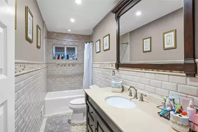 9107 161st Avenue, Howard Beach, NY 11414 - Photo 10