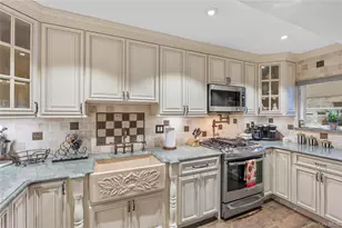 91-07 161st Ave, Howard Beach, NY 11414 - Photo 24