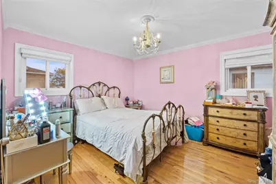 9107 161st Avenue, Howard Beach, NY 11414 - Photo 12