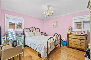 91-07 161st Ave, Howard Beach, NY 11414 - Photo 12
