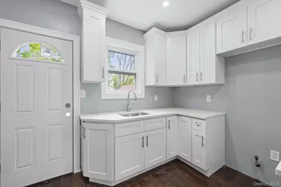11406 Inwood Street, Jamaica, NY 11436 - Photo 2
