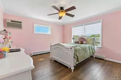958 Alan Drive, Wantagh, NY 11793 - Photo 20