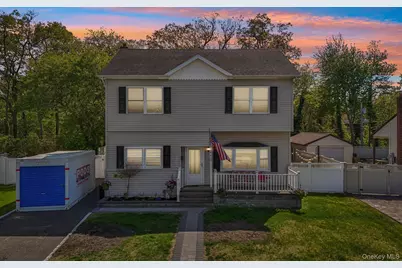 958 Alan Drive, Wantagh, NY 11793 - Photo 44