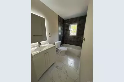 34 Michael Avenue, Bellport, NY 11713 - Photo 10