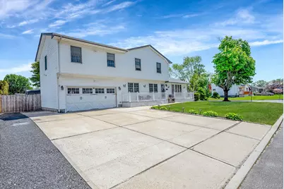 111 Chapel Hill Drive, Brentwood, NY 11717 - Photo 2