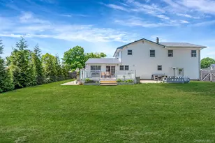 111 Chapel Hill Dr, Brentwood, NY 11717 - Photo 30