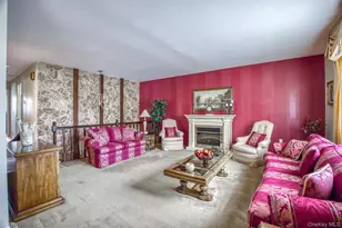 132 Forest St, New York, NY 10314 - Photo 2