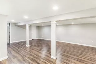 44 Maple Ave, Bellport, NY 11713 - Photo 12