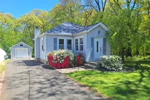 101 Gatto Ln, Pearl River, NY 10965 - Photo 2