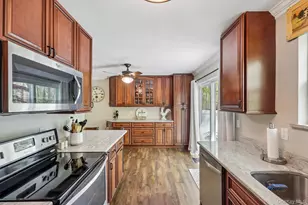13 Rutledge Commons, Yaphank, NY 11980 - Photo 16