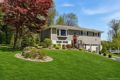 56 Tanager Road, Mahopac, NY 10541 - Photo 2