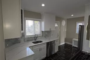 217-41 112th Rd, Queens Village, NY 11429 - Photo 4