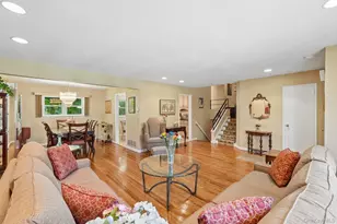 36 Chatham Rd, New Rochelle, NY 10804 - Photo 4