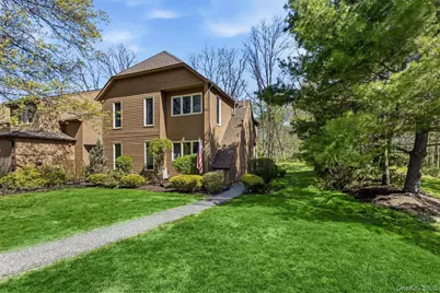 102 Ridgeview Lane, Yorktown Heights, NY 10598 - Photo 1