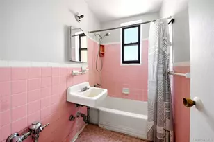 3531 Bronxwood, Bronx, NY 10469 - Photo 8