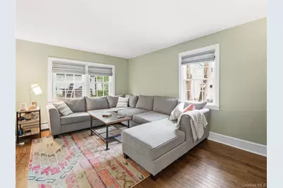 2 Longview Road, Port Washington, NY 11050 - Photo 14