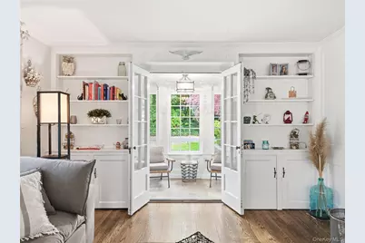 2 Longview Road, Port Washington, NY 11050 - Photo 6