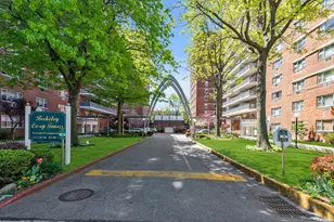 52-30 39 Dr, Woodside, NY 11377 - Photo 12