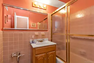 52-30 39 Dr, Woodside, NY 11377 - Photo 10