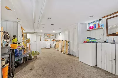 2027 Mayflower Avenue, Bronx, NY 10461 - Photo 16