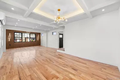 10902 169th Place, Jamaica, NY 11433 - Photo 6