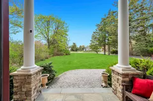 83 Gillette Ave, Bayport, NY 11705 - Photo 6