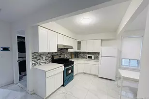 132-16 Maple Ave, Flushing, NY 11355 - Photo 4