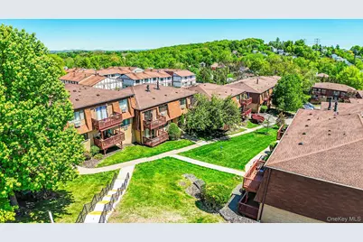 292 Richard Court #292, Pomona, NY 10970 - Photo 2