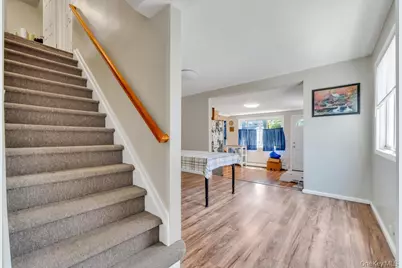 445 Peninsula Boulevard, Lynbrook, NY 11563 - Photo 12
