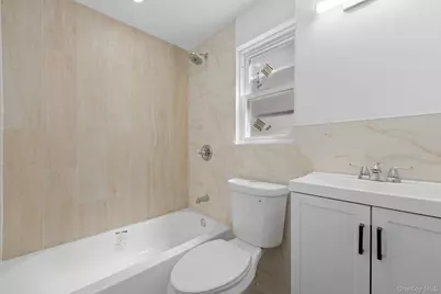 115-72A Newburg St, Saint Albans, NY 11412 - Photo 10