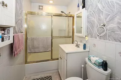 56 Haven Lane, Levittown, NY 11756 - Photo 12