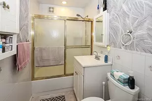 56 Haven Ln, Levittown, NY 11756 - Photo 12