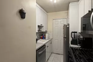 61-20 Grand Central Pkwy, Forest Hills, NY 11375 - Photo 36